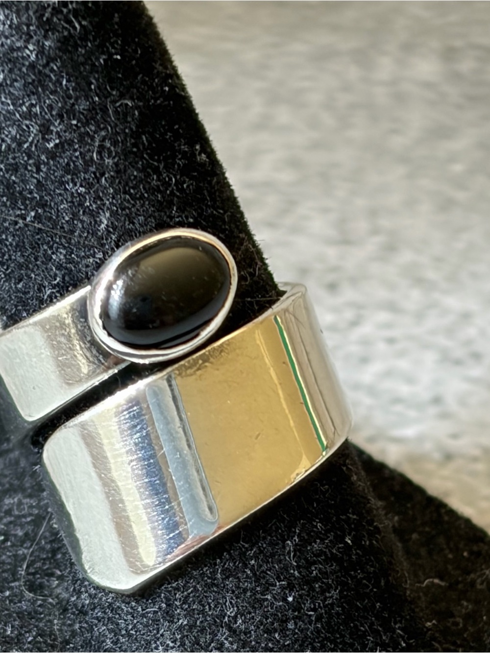Sterling Silver 925 Modernist Bypass Ring Black Onyx Style Cabochon Size 6